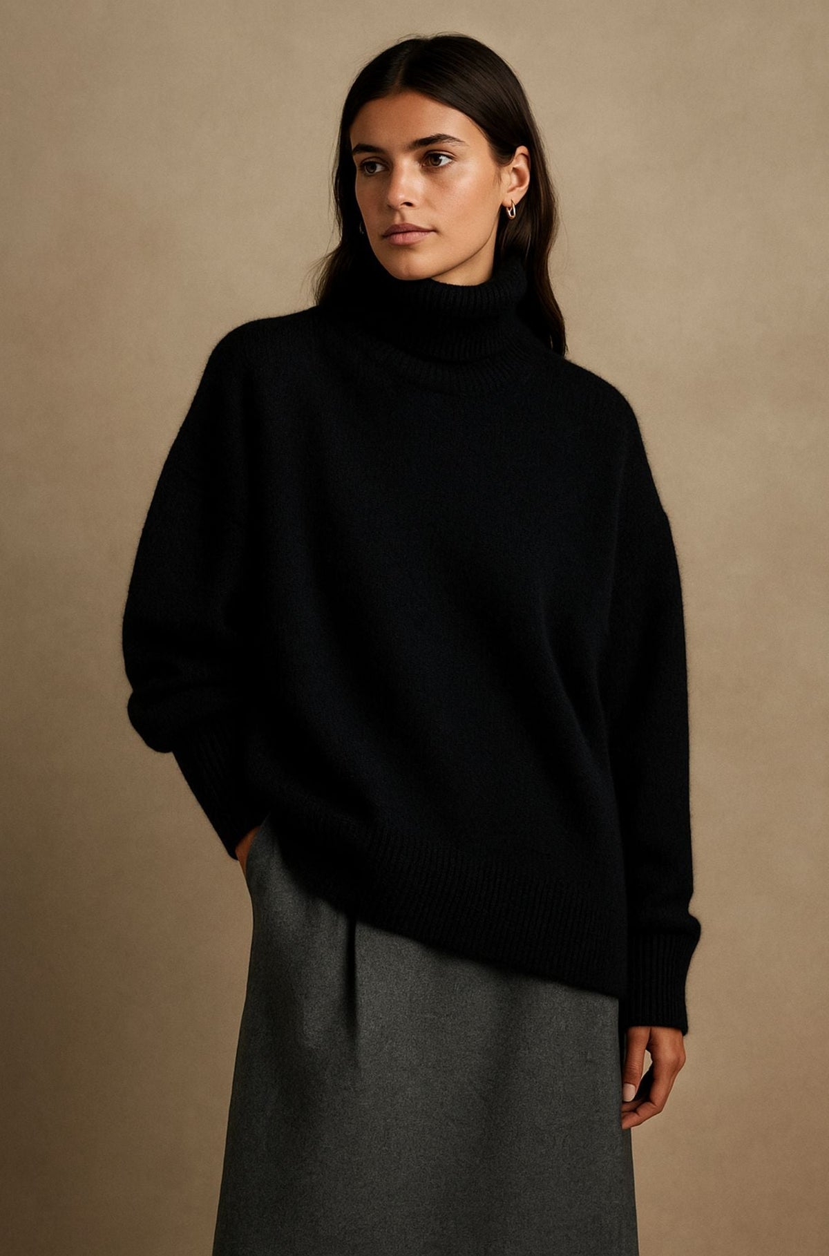 Jadwiga | Sweter damski z golfem oversize - Czarny